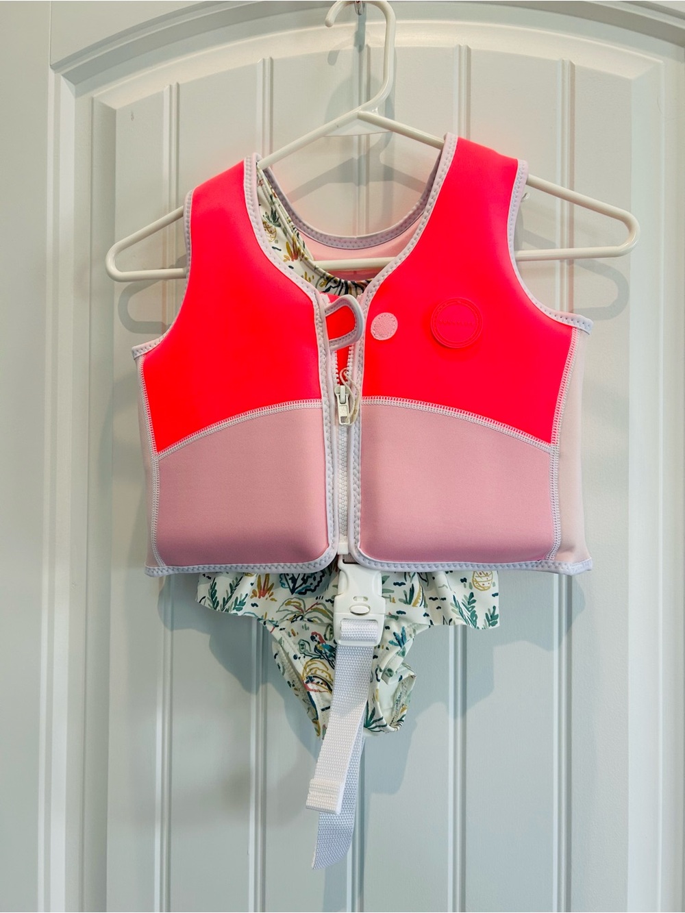 Sunnylife Melody the Mermaid Two-Tone Strawberry\Pink Swim Vest - NWT - Picture 5 of 9